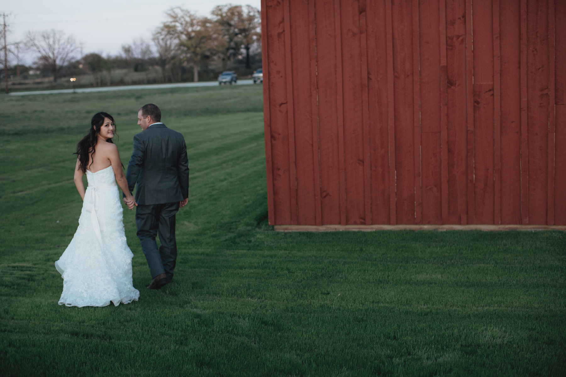 Red Barn Wedding, Aubrey Photographer 